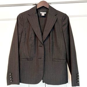 Ann Taylor Women’s Gray Pinstripe Business Suit With Lavender Accents Size 10P